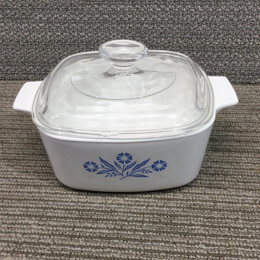Corning Ware Casserole Dish 1.5 Quart White Blue Cornflower w/ Lid